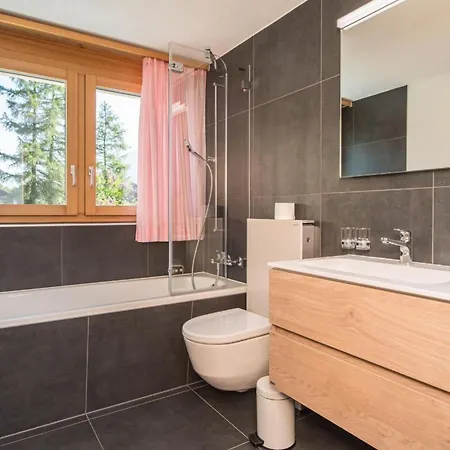 Breithorn - Skiin-skiout By Interhome Lejlighed *